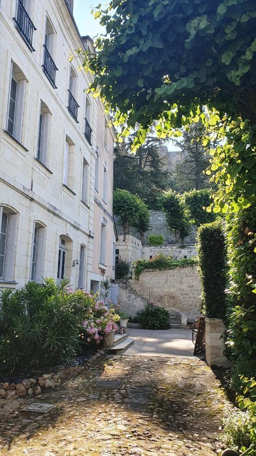 Les Destinees Hotel Chinon Buitenkant foto