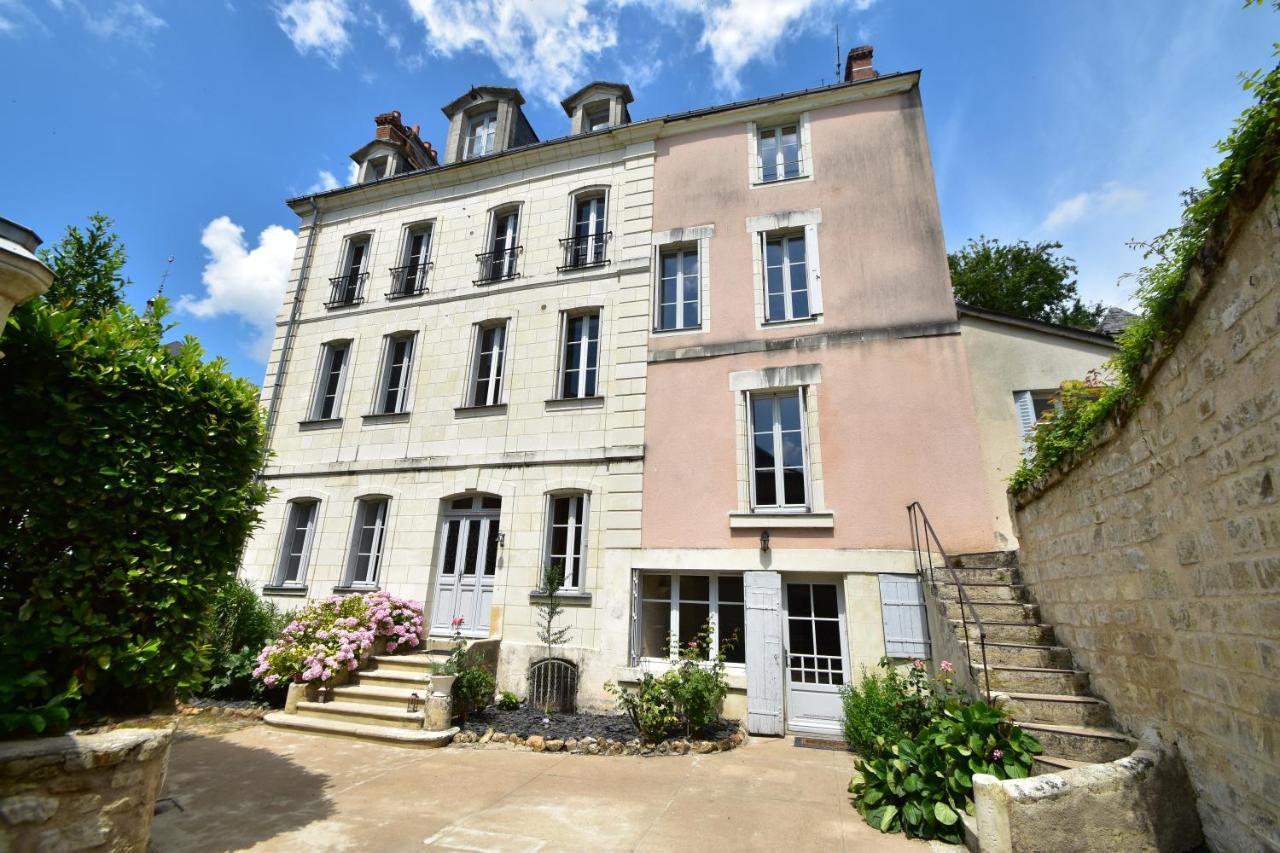Les Destinees Hotel Chinon Buitenkant foto